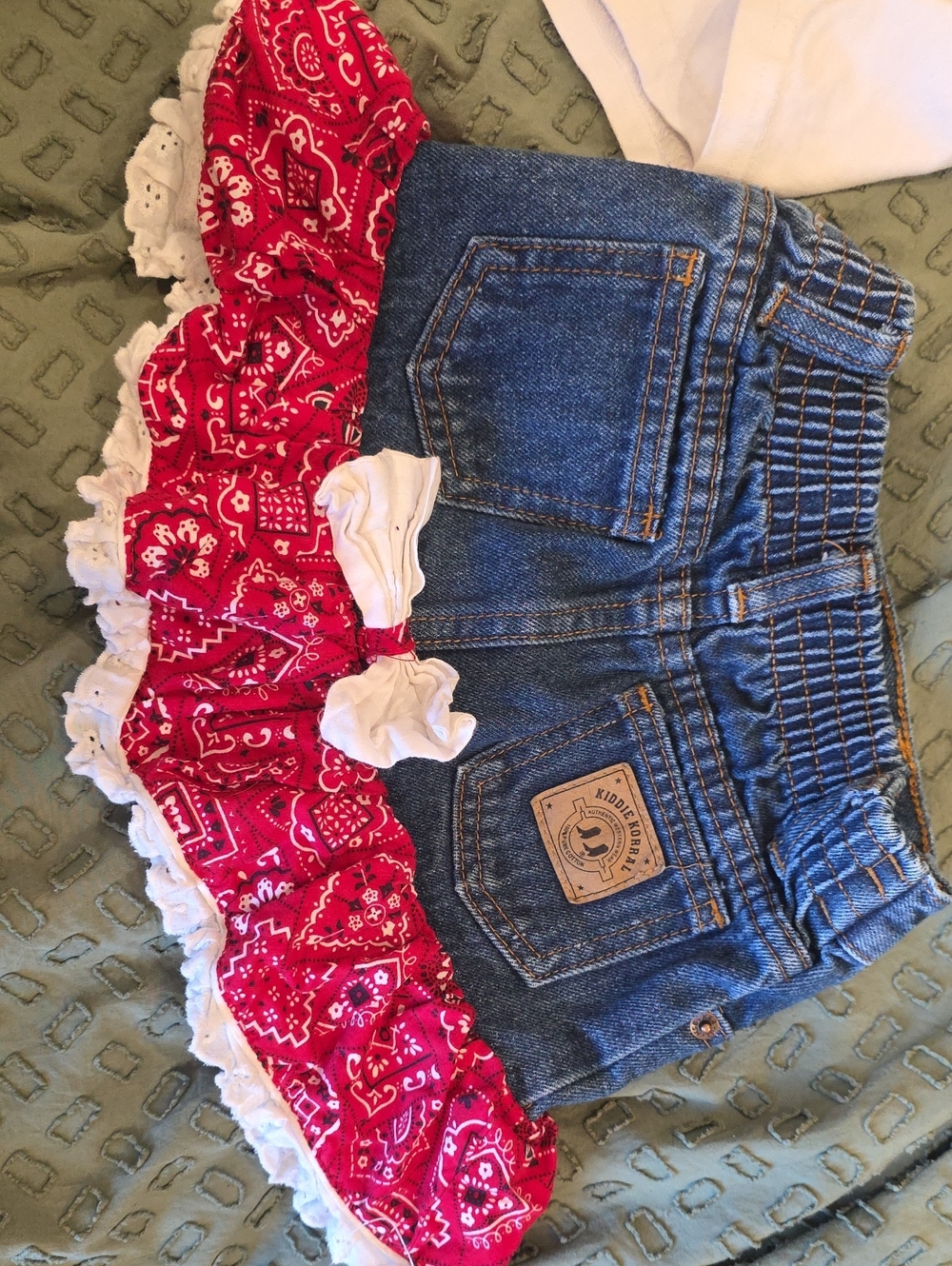 Kiddie Korral Paisley Rodeo Set - Picture 3 of 5